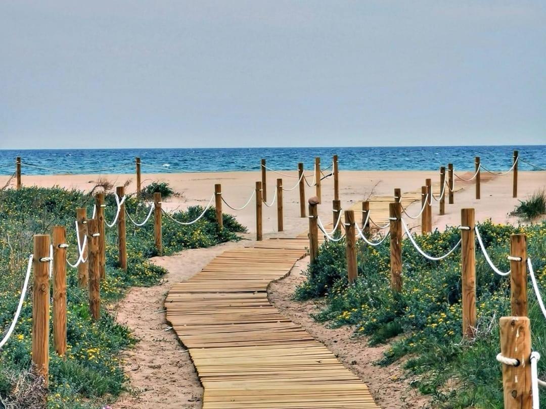 Apartamento A 5 Minutos Distancia De Playa En Puerto De Sagunto -Full Apartment -120M2 Exterior photo